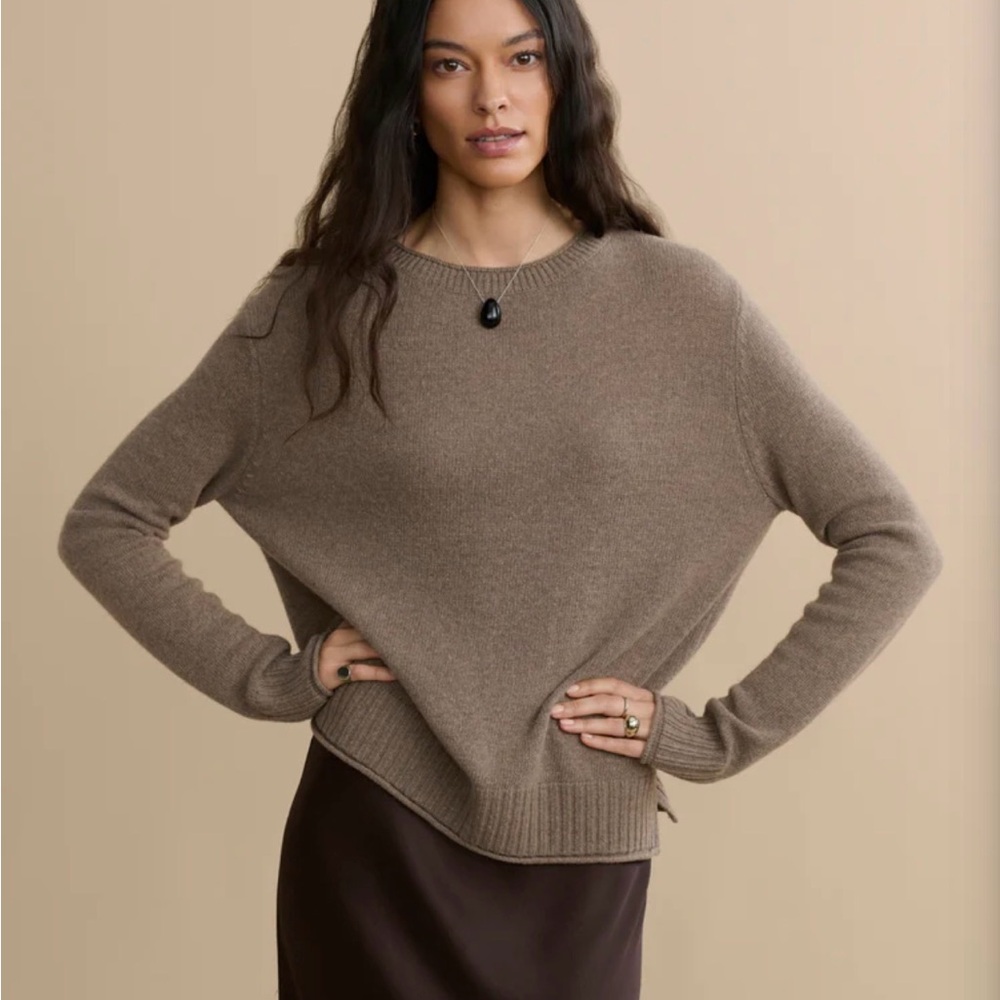 Jenni Kayne Everyday Women’s Sweater Taupe